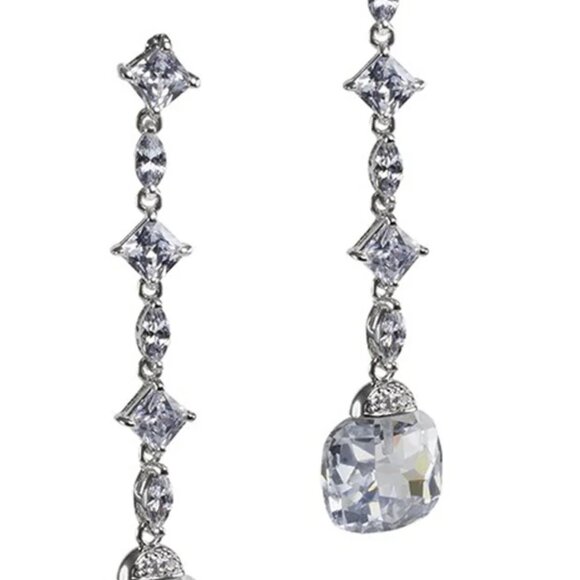 NEW CZ by Kenneth Jay Lane, Briolette Cushion Drop Statement Earrings - Picture 2 of 5
